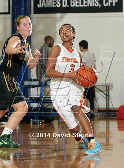 Thumbnail 2 in Rio Americano vs. Foothill (Dorothy Speck Memorial) photogallery.