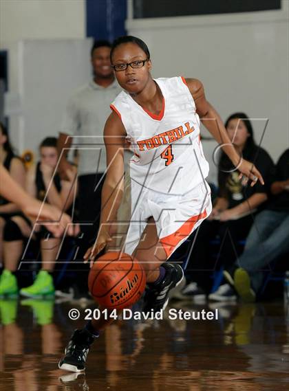 Thumbnail 2 in Rio Americano vs. Foothill (Dorothy Speck Memorial) photogallery.