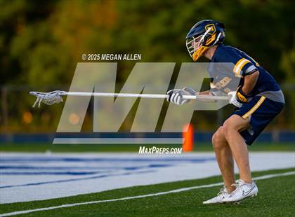 Thumbnail 1 in Archbishop Moeller @ St. Xavier (OHSAA Division 1 Round 3) photogallery.
