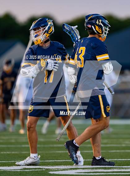 Thumbnail 1 in Archbishop Moeller @ St. Xavier (OHSAA Division 1 Round 3) photogallery.