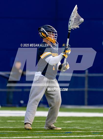 Thumbnail 1 in Archbishop Moeller @ St. Xavier (OHSAA Division 1 Round 3) photogallery.