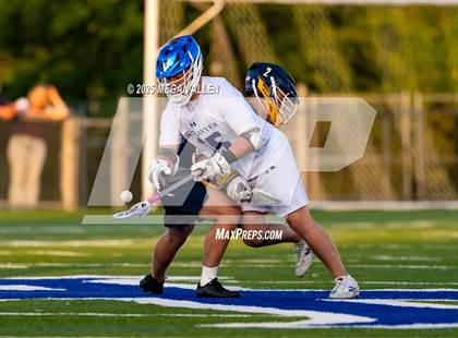 Thumbnail 2 in Archbishop Moeller @ St. Xavier (OHSAA Division 1 Round 3) photogallery.
