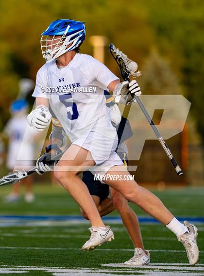 Thumbnail 3 in Archbishop Moeller @ St. Xavier (OHSAA Division 1 Round 3) photogallery.