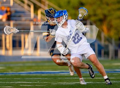 Thumbnail 2 in Archbishop Moeller @ St. Xavier (OHSAA Division 1 Round 3) photogallery.