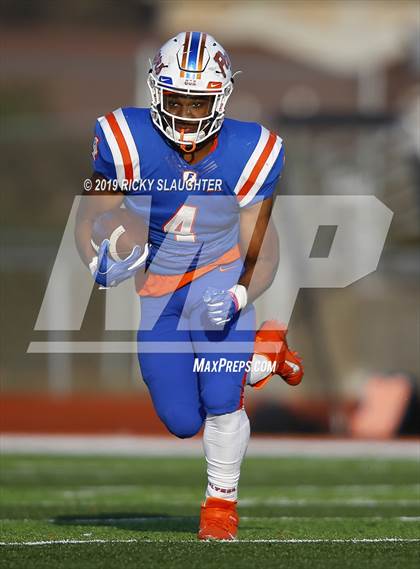 Thumbnail 2 in Oak Lawn Richards @ East Saint Louis (IHSA 6A 3rd Round) photogallery.