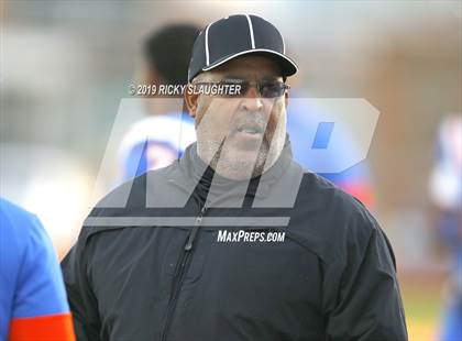 Thumbnail 2 in Oak Lawn Richards @ East Saint Louis (IHSA 6A 3rd Round) photogallery.