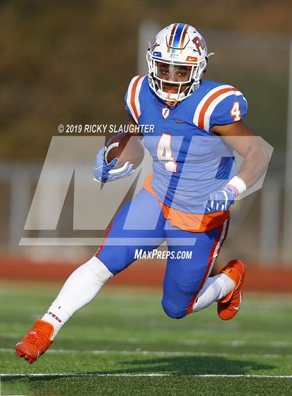 Thumbnail 2 in Oak Lawn Richards @ East Saint Louis (IHSA 6A 3rd Round) photogallery.