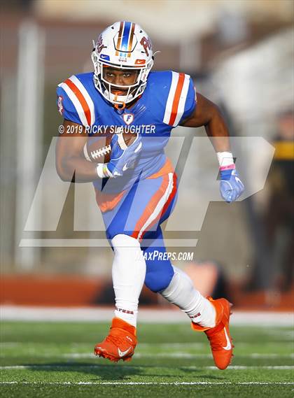 Thumbnail 1 in Oak Lawn Richards @ East Saint Louis (IHSA 6A 3rd Round) photogallery.