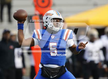 Thumbnail 1 in Oak Lawn Richards @ East Saint Louis (IHSA 6A 3rd Round) photogallery.
