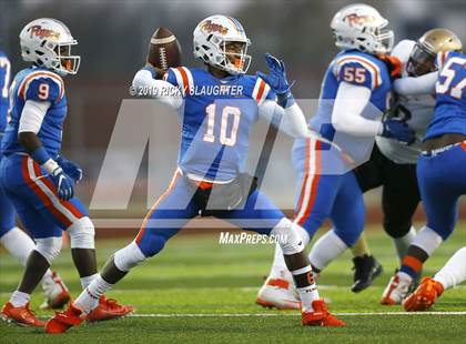 Thumbnail 3 in Oak Lawn Richards @ East Saint Louis (IHSA 6A 3rd Round) photogallery.