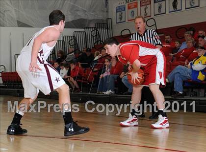 Thumbnail 1 in Benton vs. Vandalia (DuQuoin Tip-Off Classic) photogallery.