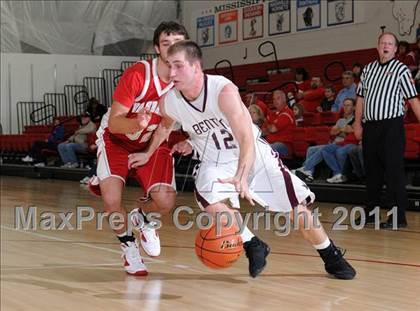 Thumbnail 3 in Benton vs. Vandalia (DuQuoin Tip-Off Classic) photogallery.