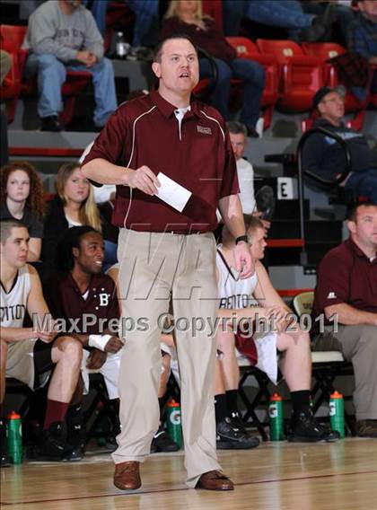 Thumbnail 1 in Benton vs. Vandalia (DuQuoin Tip-Off Classic) photogallery.