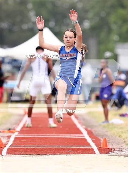 Thumbnail 1 in 2024 Marlin Invitational (Long Jump) photogallery.