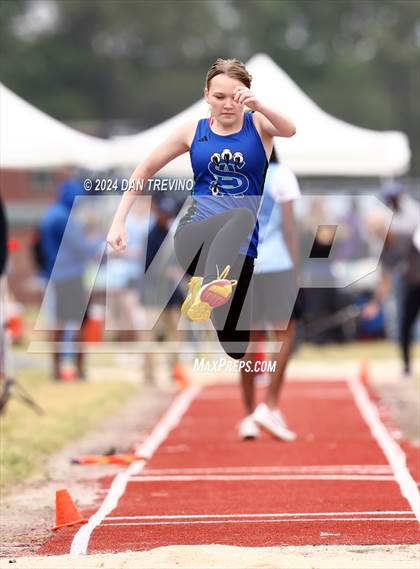 Thumbnail 2 in 2024 Marlin Invitational (Long Jump) photogallery.