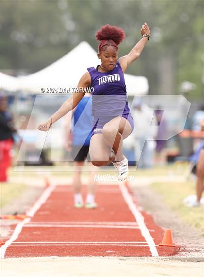 Thumbnail 2 in 2024 Marlin Invitational (Long Jump) photogallery.
