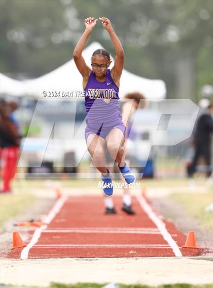 Thumbnail 3 in 2024 Marlin Invitational (Long Jump) photogallery.