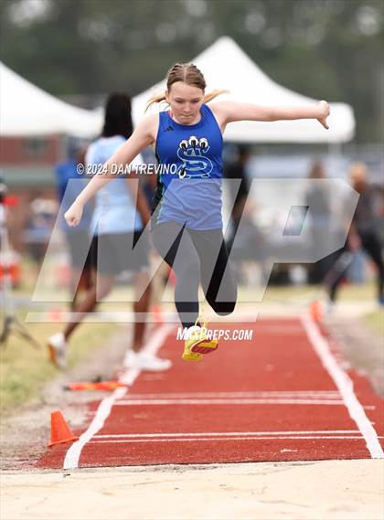 Thumbnail 1 in 2024 Marlin Invitational (Long Jump) photogallery.
