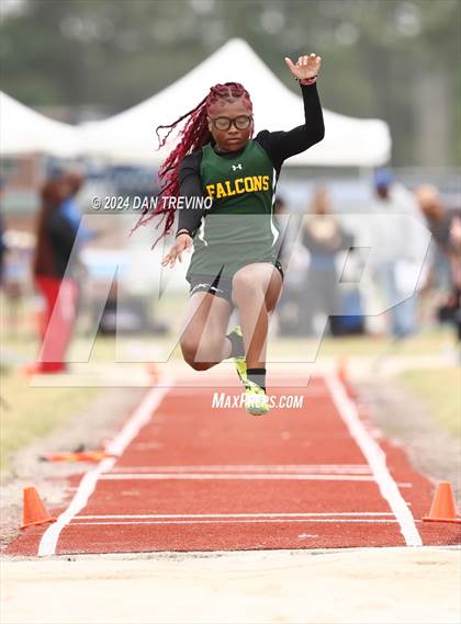 Thumbnail 3 in 2024 Marlin Invitational (Long Jump) photogallery.
