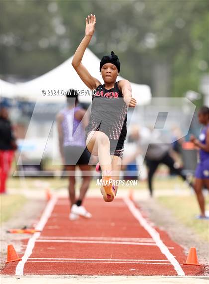 Thumbnail 2 in 2024 Marlin Invitational (Long Jump) photogallery.