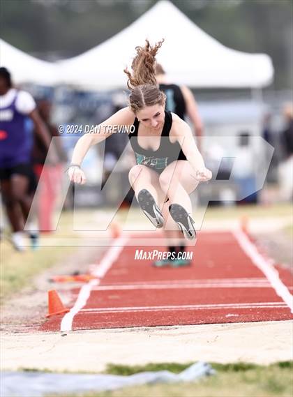 Thumbnail 2 in 2024 Marlin Invitational (Long Jump) photogallery.