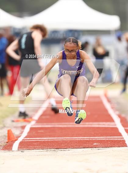 Thumbnail 2 in 2024 Marlin Invitational (Long Jump) photogallery.