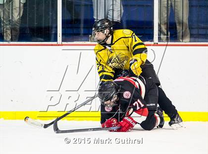 Thumbnail 1 in Chaminade vs.Vianney (Marianist Cup) photogallery.