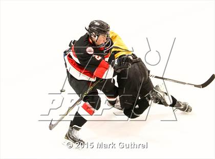 Thumbnail 2 in Chaminade vs.Vianney (Marianist Cup) photogallery.