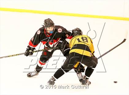 Thumbnail 2 in Chaminade vs.Vianney (Marianist Cup) photogallery.