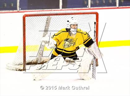Thumbnail 2 in Chaminade vs.Vianney (Marianist Cup) photogallery.