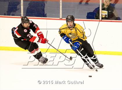 Thumbnail 2 in Chaminade vs.Vianney (Marianist Cup) photogallery.