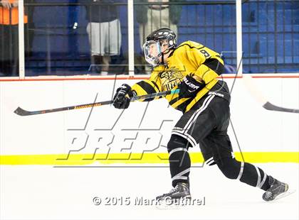 Thumbnail 1 in Chaminade vs.Vianney (Marianist Cup) photogallery.