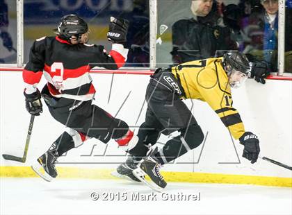 Thumbnail 2 in Chaminade vs.Vianney (Marianist Cup) photogallery.