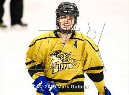 Thumbnail 2 in Chaminade vs.Vianney (Marianist Cup) photogallery.