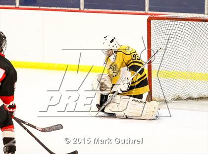 Thumbnail 2 in Chaminade vs.Vianney (Marianist Cup) photogallery.