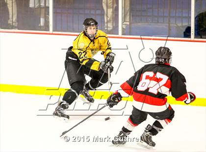 Thumbnail 2 in Chaminade vs.Vianney (Marianist Cup) photogallery.