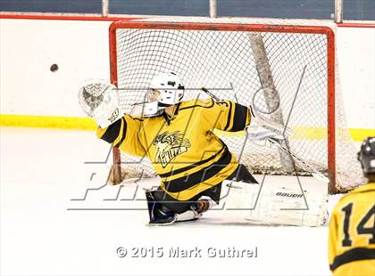 Thumbnail 2 in Chaminade vs.Vianney (Marianist Cup) photogallery.