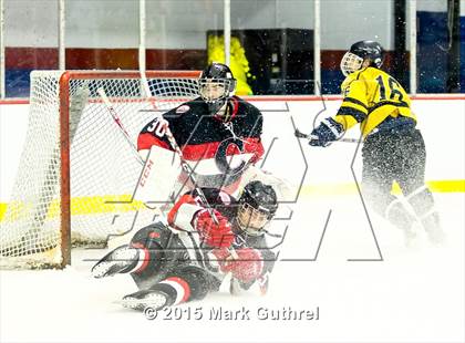 Thumbnail 2 in Chaminade vs.Vianney (Marianist Cup) photogallery.