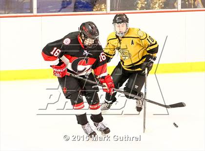 Thumbnail 2 in Chaminade vs.Vianney (Marianist Cup) photogallery.