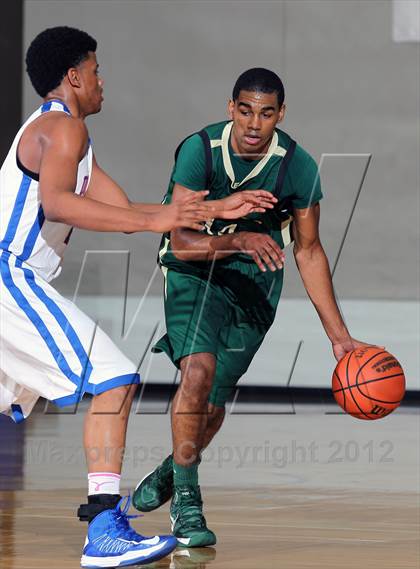 Thumbnail 1 in Duncanville vs, DeSoto (McDonald's Texas Invitational) photogallery.