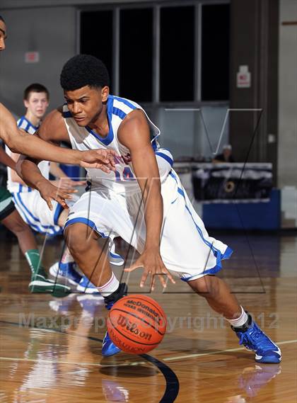 Thumbnail 3 in Duncanville vs, DeSoto (McDonald's Texas Invitational) photogallery.