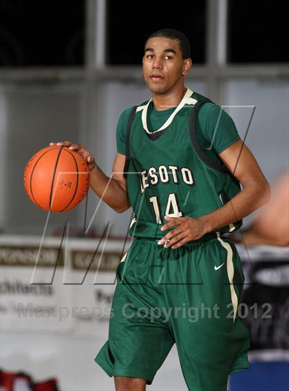 Thumbnail 3 in Duncanville vs, DeSoto (McDonald's Texas Invitational) photogallery.