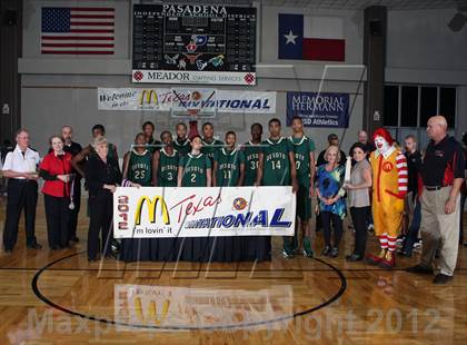 Thumbnail 3 in Duncanville vs, DeSoto (McDonald's Texas Invitational) photogallery.
