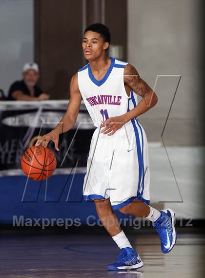 Thumbnail 3 in Duncanville vs, DeSoto (McDonald's Texas Invitational) photogallery.