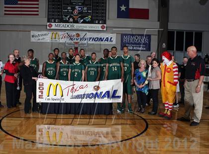 Thumbnail 1 in Duncanville vs, DeSoto (McDonald's Texas Invitational) photogallery.