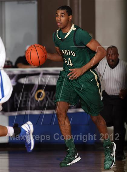 Thumbnail 2 in Duncanville vs, DeSoto (McDonald's Texas Invitational) photogallery.