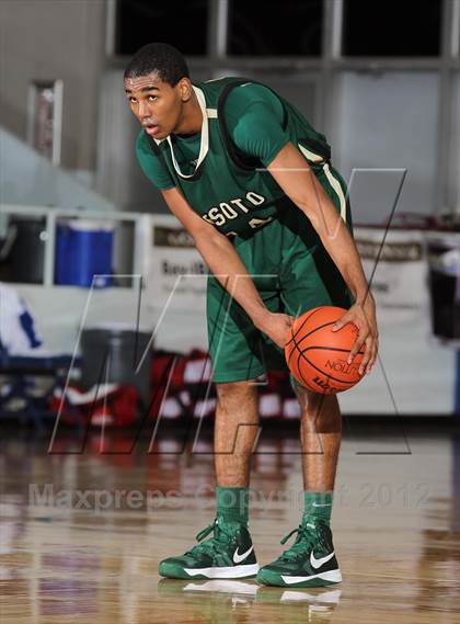 Thumbnail 3 in Duncanville vs, DeSoto (McDonald's Texas Invitational) photogallery.