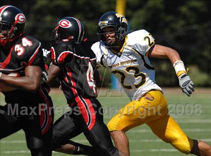 Thumbnail 2 in Thomas Jefferson vs. Cleveland Glenville (Friends of Coal Classic) photogallery.