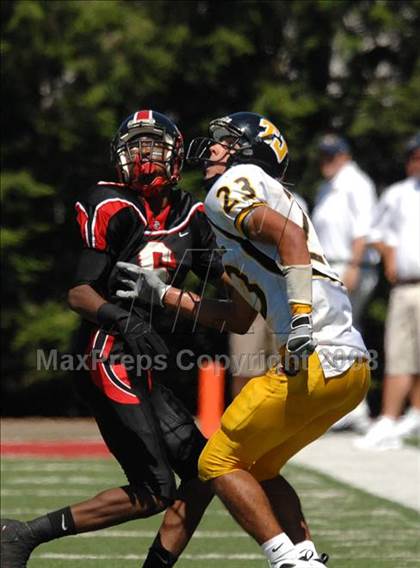 Thumbnail 3 in Thomas Jefferson vs. Cleveland Glenville (Friends of Coal Classic) photogallery.