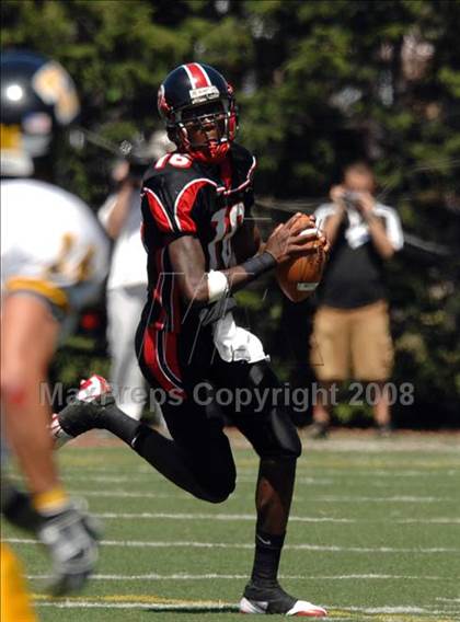Thumbnail 3 in Thomas Jefferson vs. Cleveland Glenville (Friends of Coal Classic) photogallery.